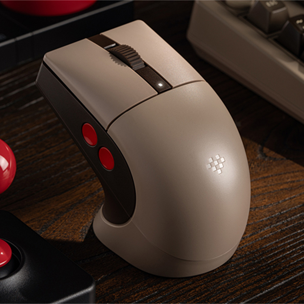 8BitDo Retro R8 Mouse - C64 Ed - Gaming Accessories Retro recension och pris